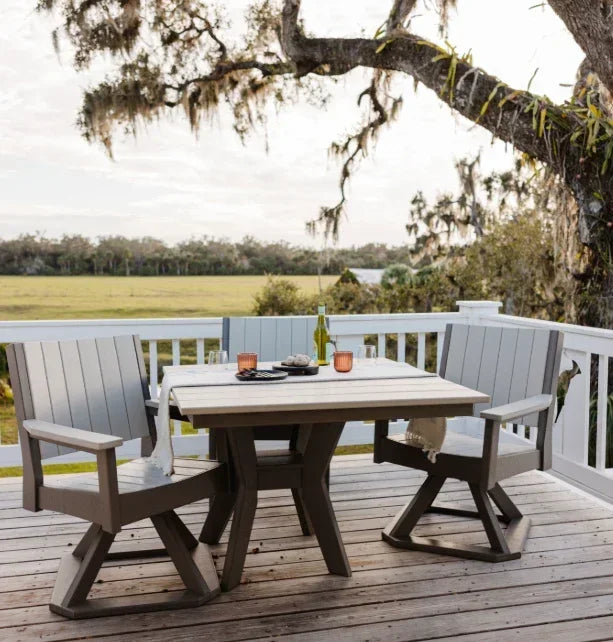 Chat Outdoor Modern Square Dining Table